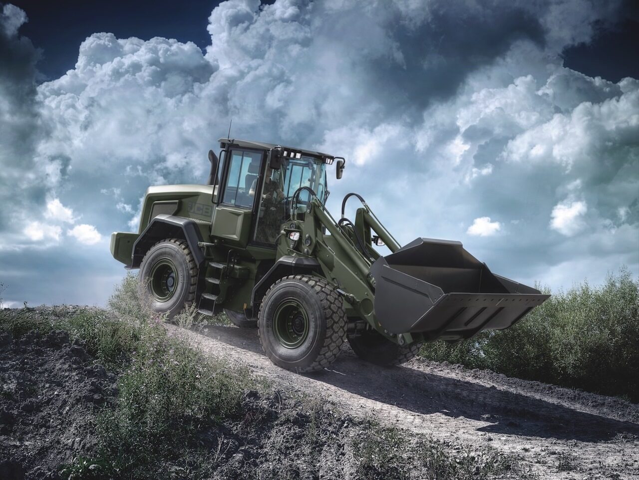 $205M Military Contract for Loaders – Agrimachinery News